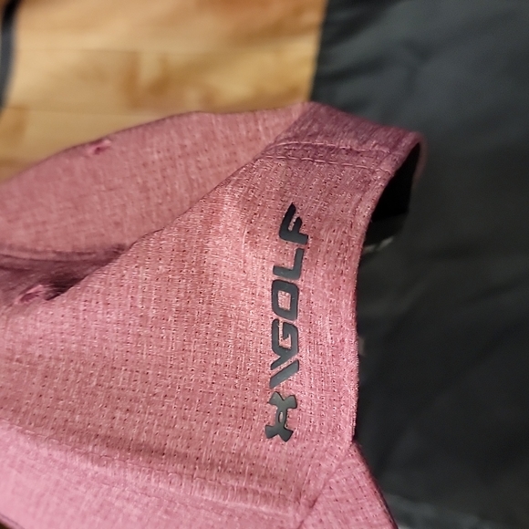 Mens Under Armour GOLF hat mauve color - Picture 2 of 3